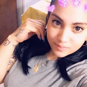 Meet your Posher, Madelin